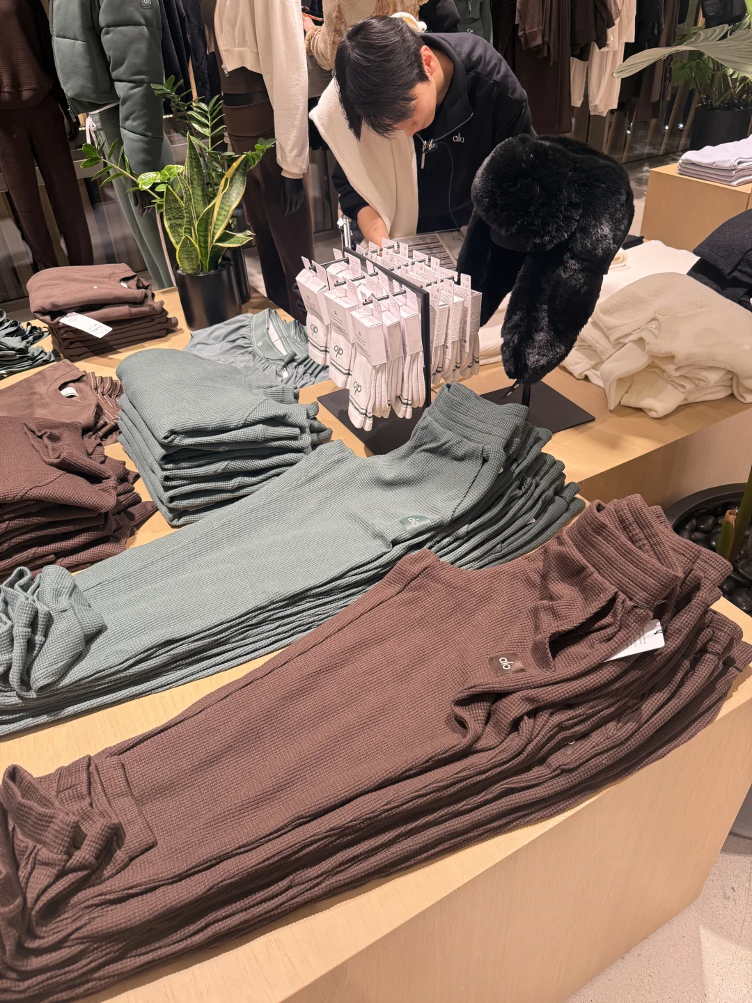 Alo 韩国首尔旗舰店 拼🙋‍♀️