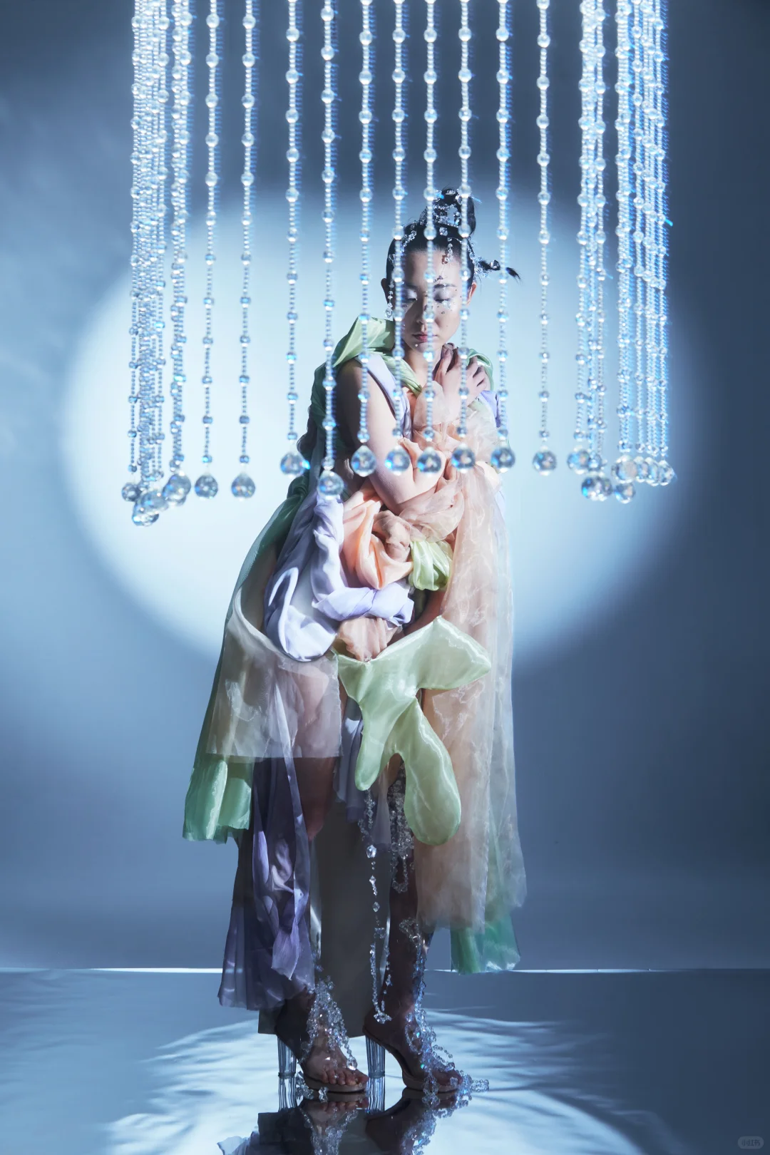 留学服装作品集！蓝光氛围感直接戳院校审美