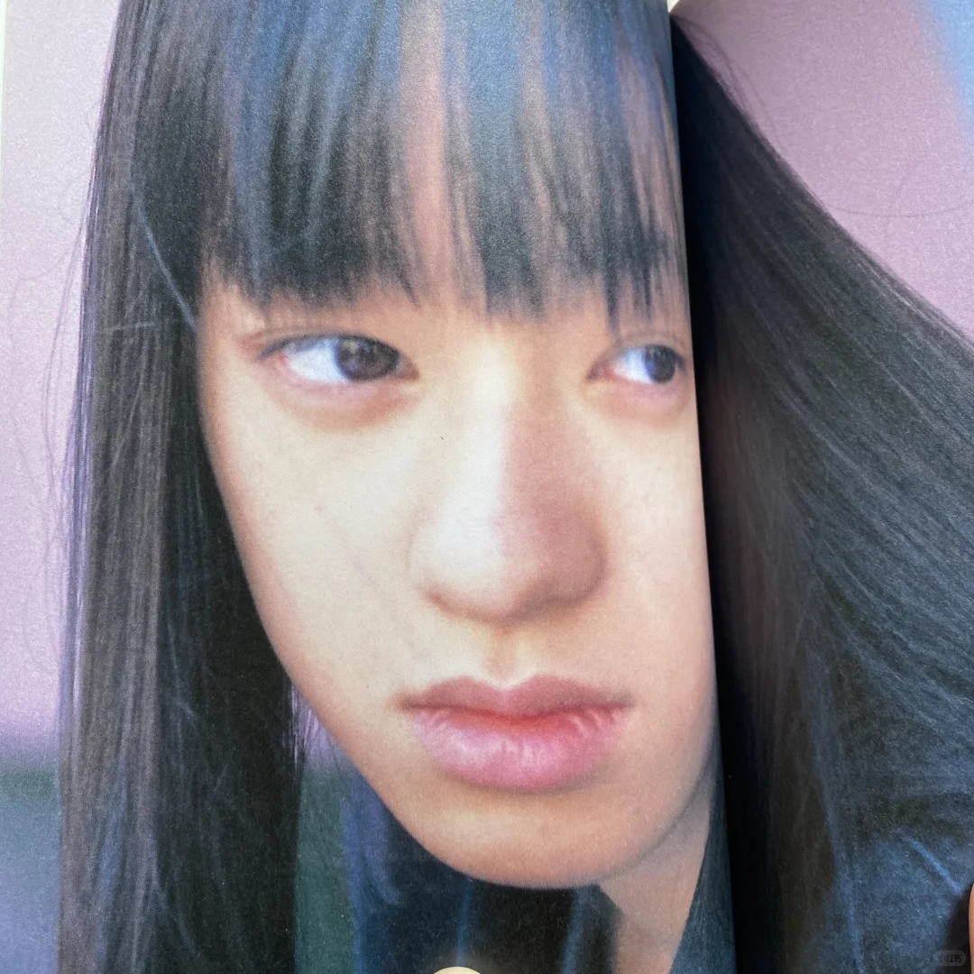 出栗山千明写真集《死国の千明》