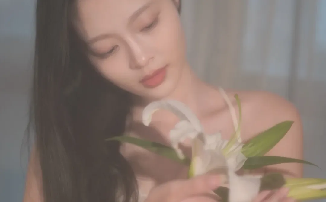 藏在柔雾里的心动瞬间