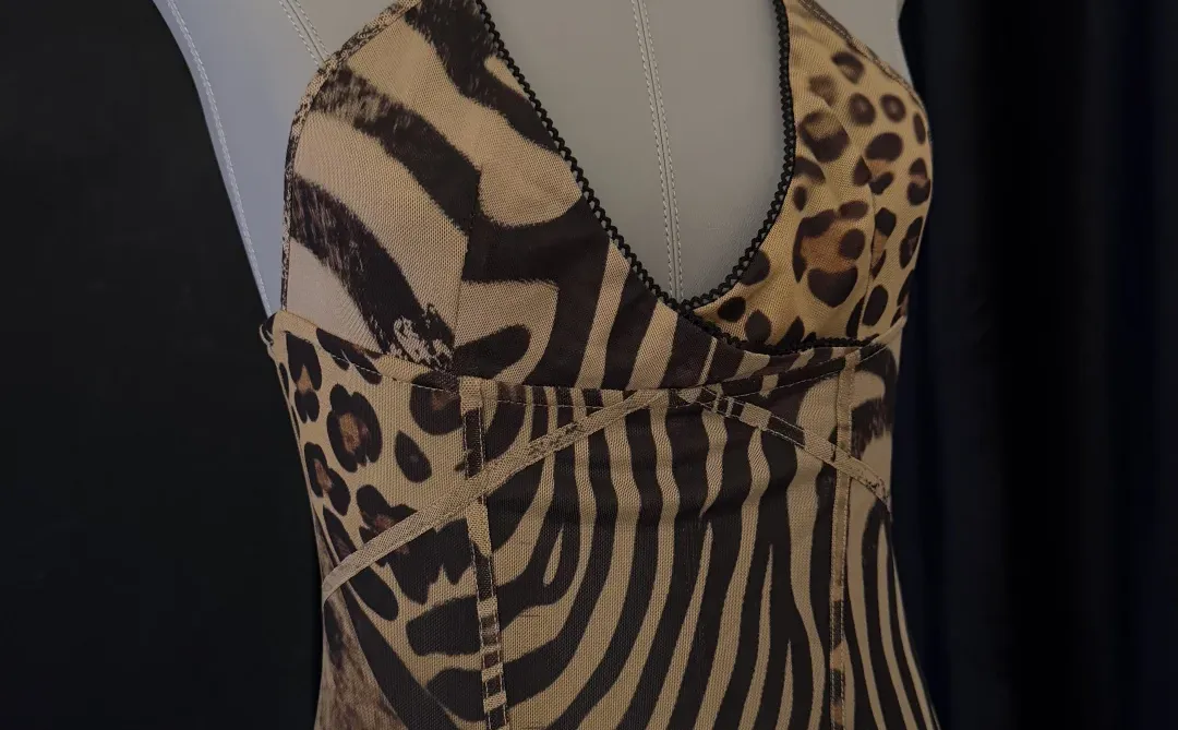 越南小众品牌｜豹纹拼接 辣妹吊带裙