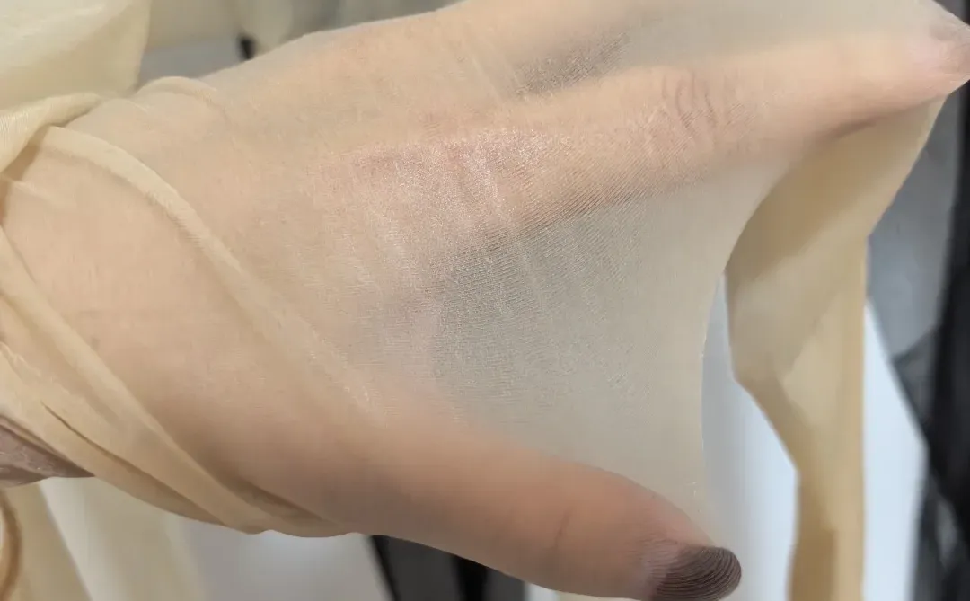 丝袜的尽头是肉丝～