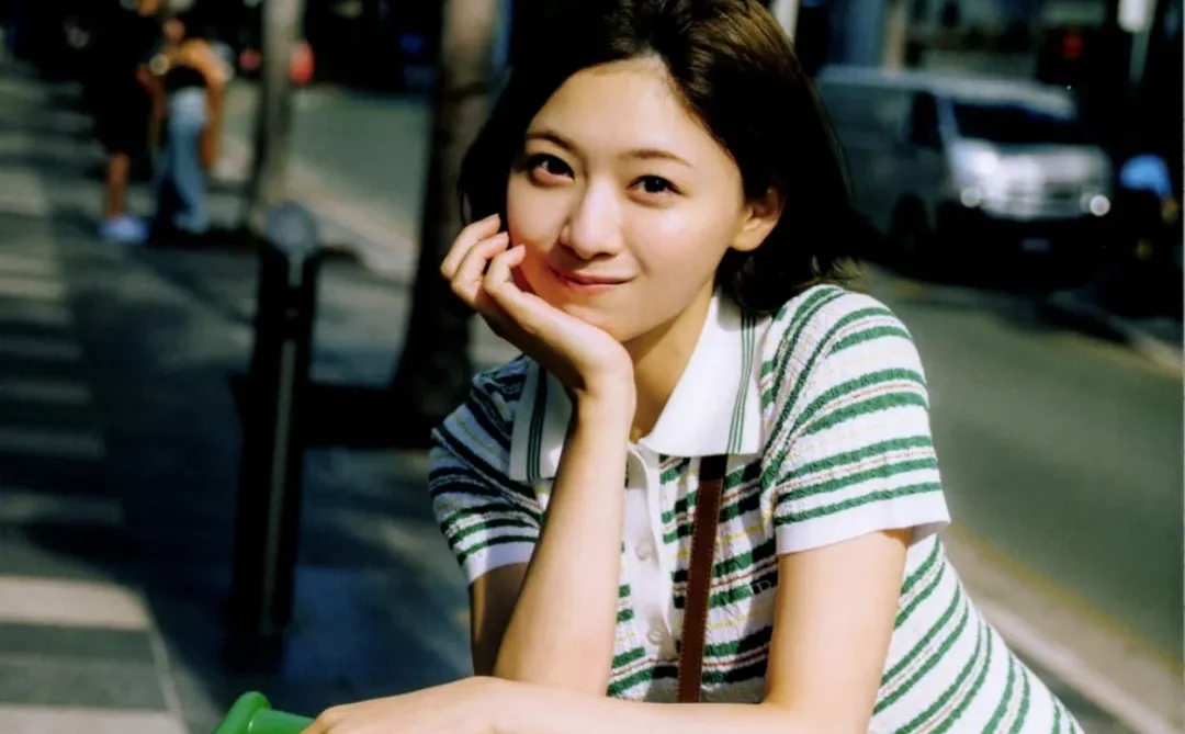 日向坂46富田鈴花1st写真集