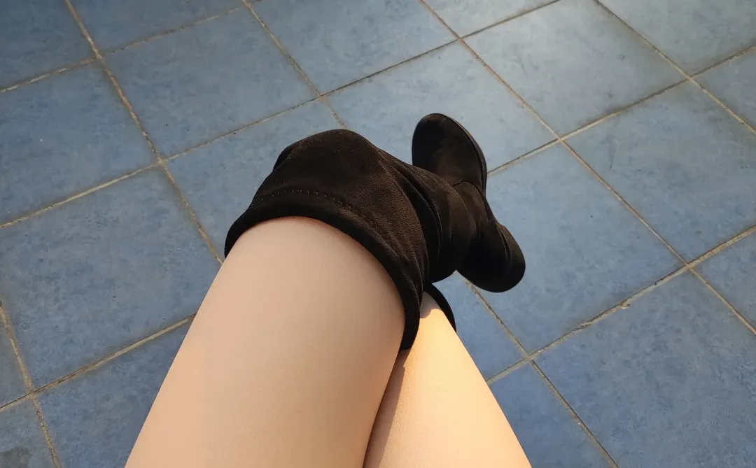 谁能看出来我穿了光腿神器