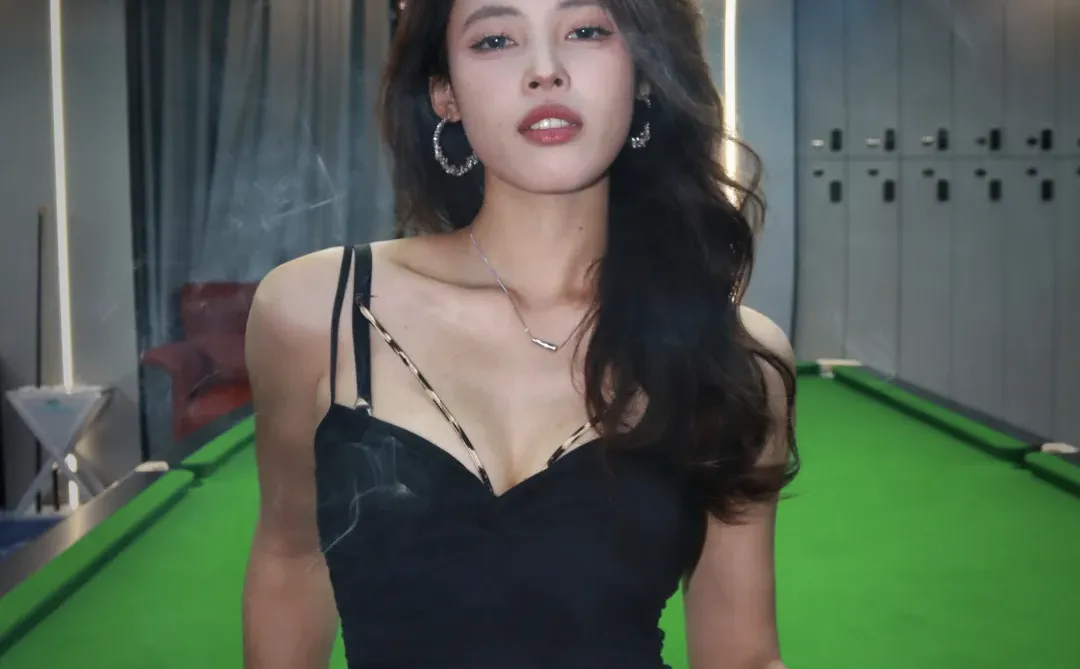 📸台球厅拍照姿势｜御姐氛围感直接拉满