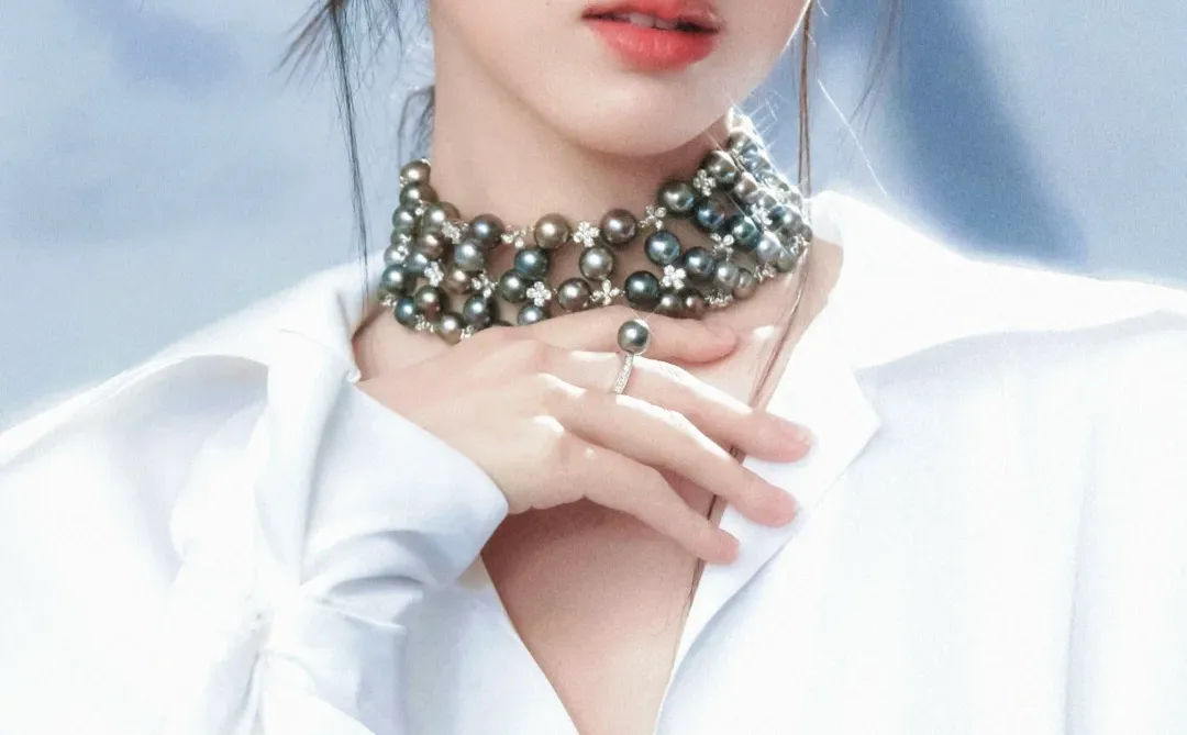 陈都灵壁纸| 💧 ❄️