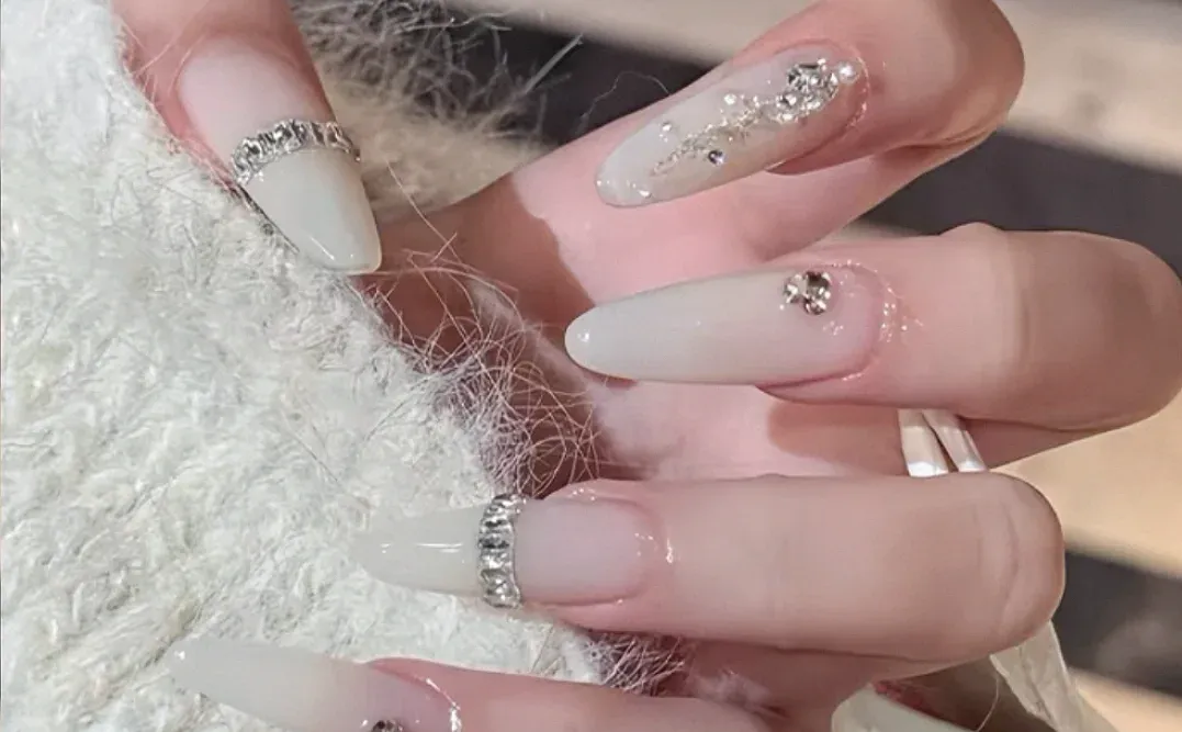 小众但是很好看的美甲！纯欲满满