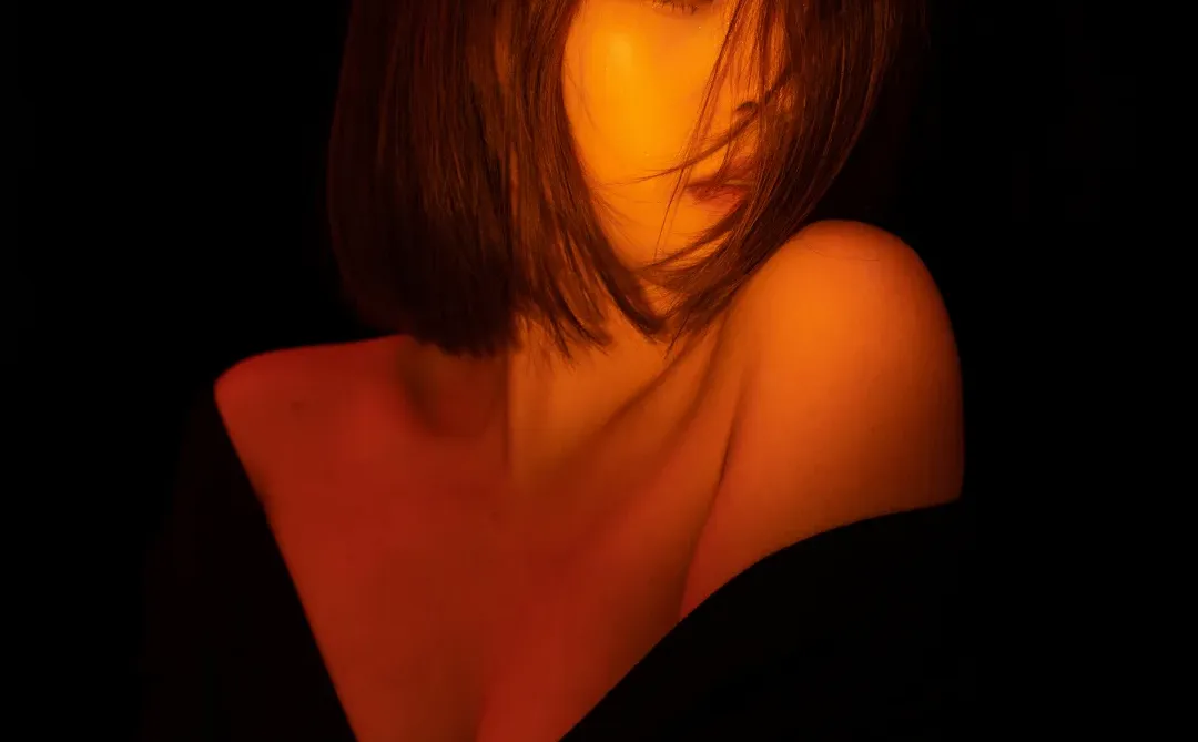 小林的暗调胶片肖像