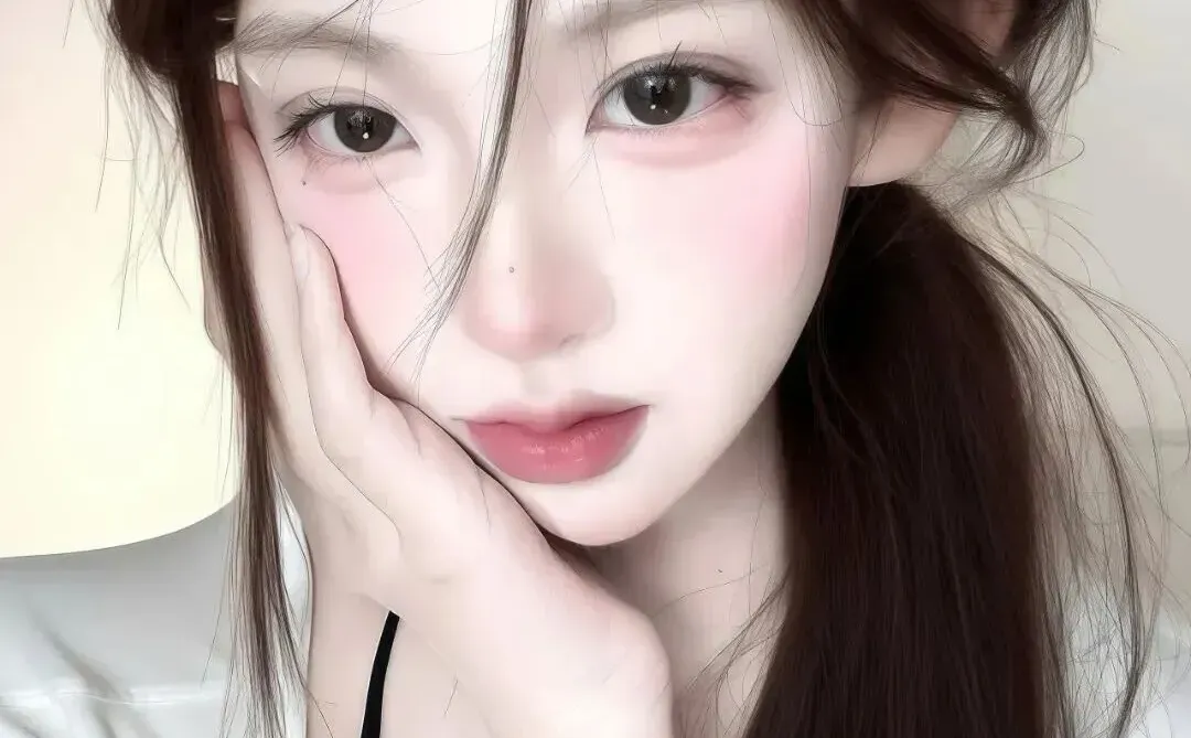 𝙒𝙚𝘾𝙝𝙖𝙩纯欲头像第八十九期｜衷肠