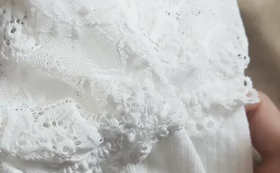 哇🎊暖到不想脱下来 蕾丝边白丝袜