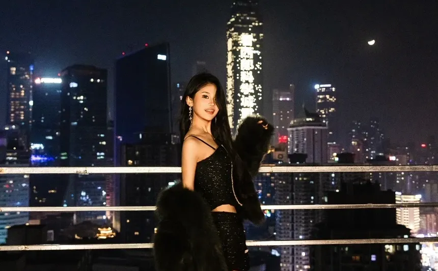 重庆模特约拍摄影师 身高163 体重90