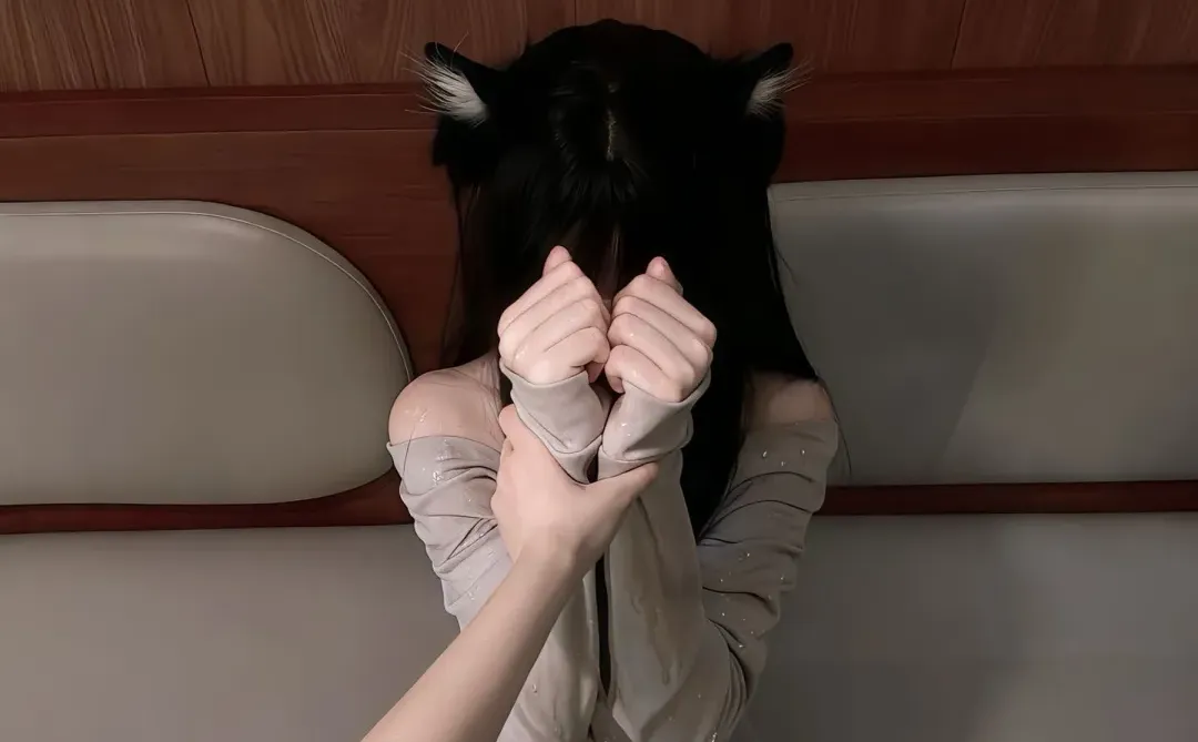 超清美女壁纸、纯欲美女壁纸