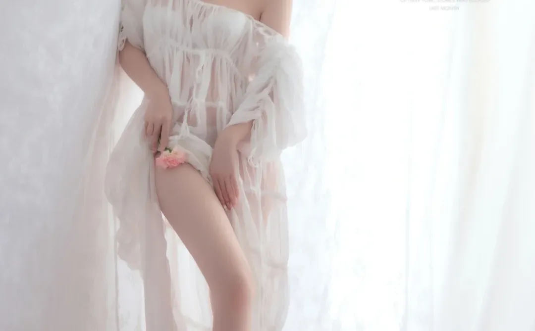 看一眼就沦陷🥀法式慵懒纯欲风写真