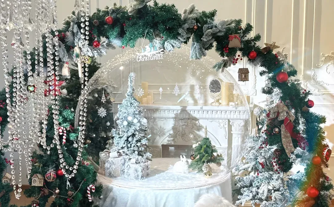 啊啊啊成都也可以拍到巨型圣诞水晶球啦！🎄