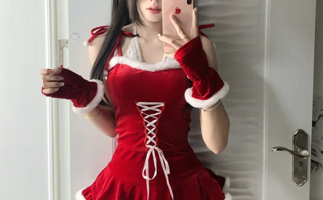 当年扫射丑女的时候我蹲在地上p图躲过一劫