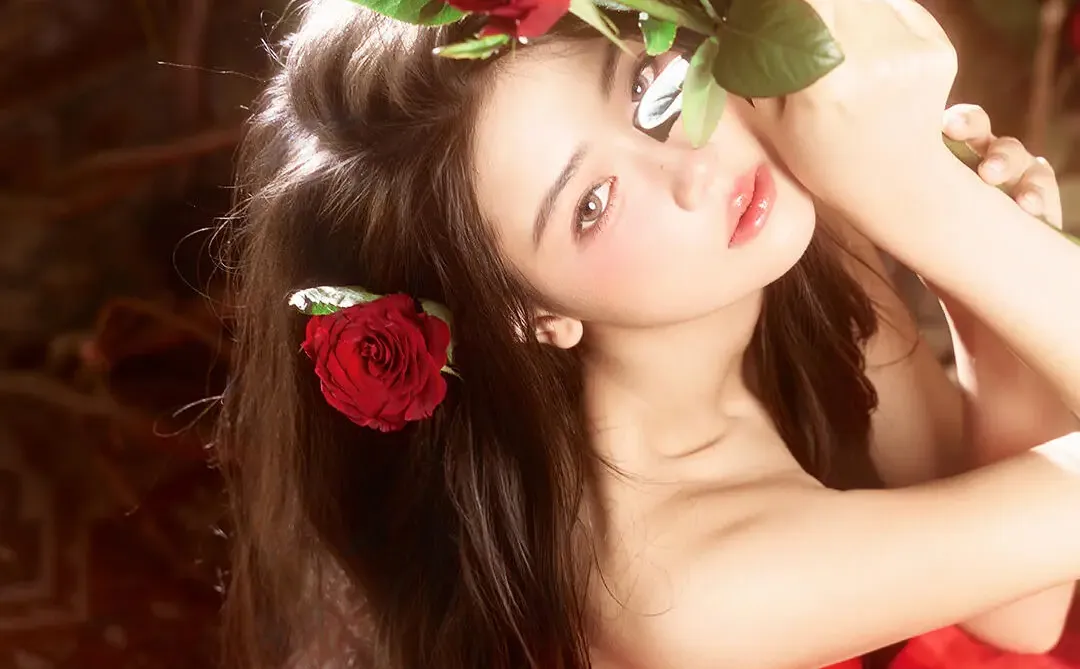 玫瑰少女🌹 永远热烈的红裙浪漫