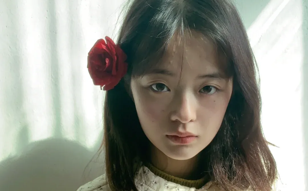 在玫瑰花🌹面前显得我有点嫩