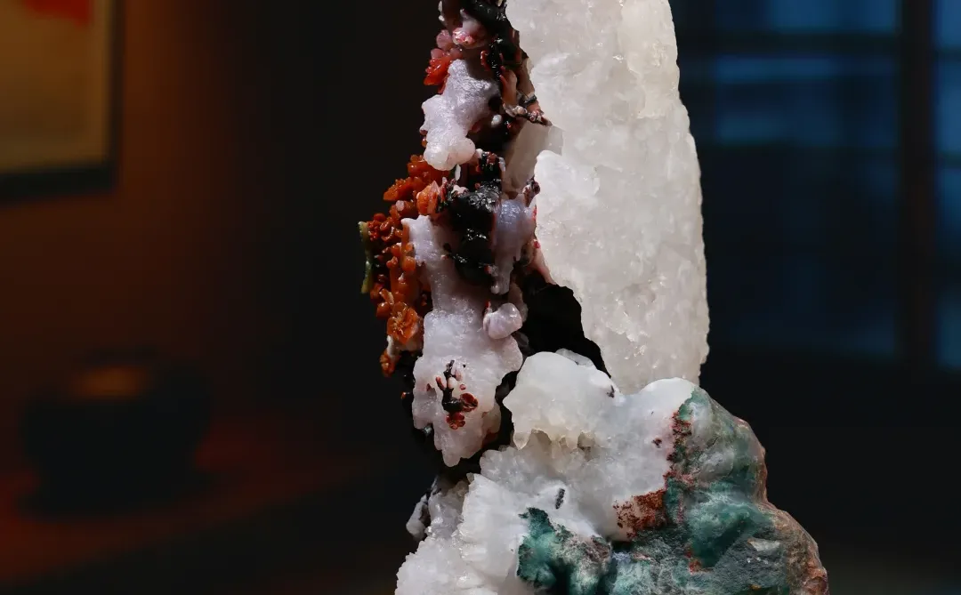 玛瑙雕刻艺术品梅花