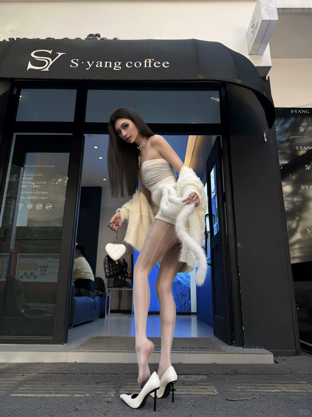 今天来个辣妹感造型！