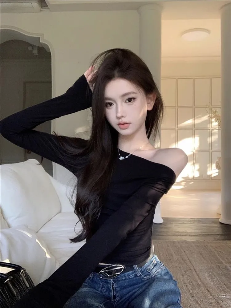 ✨辣妹斜肩T，显瘦又高级