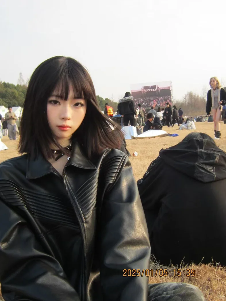 三亚素人模特约拍摄影师 性格外向好说话