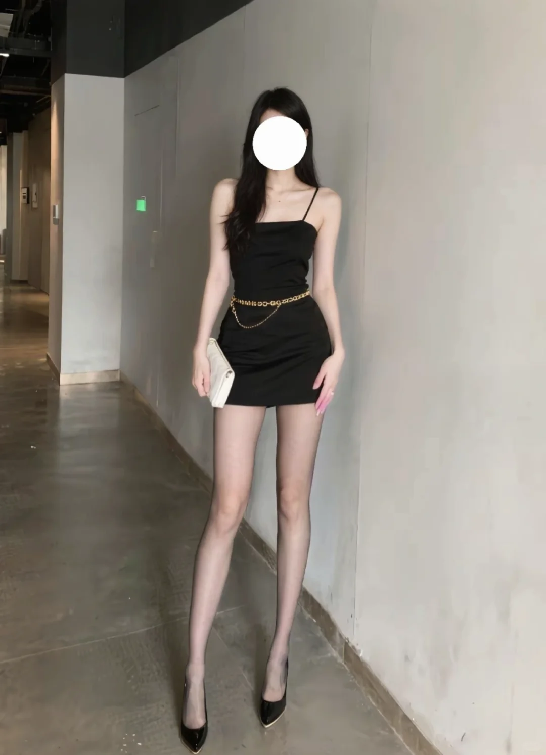 我勒个超绝大长腿！！！