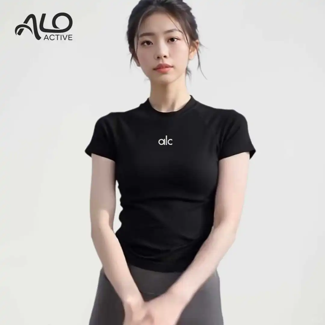 健身女孩必备✨这件修身瑜伽服也太显身材