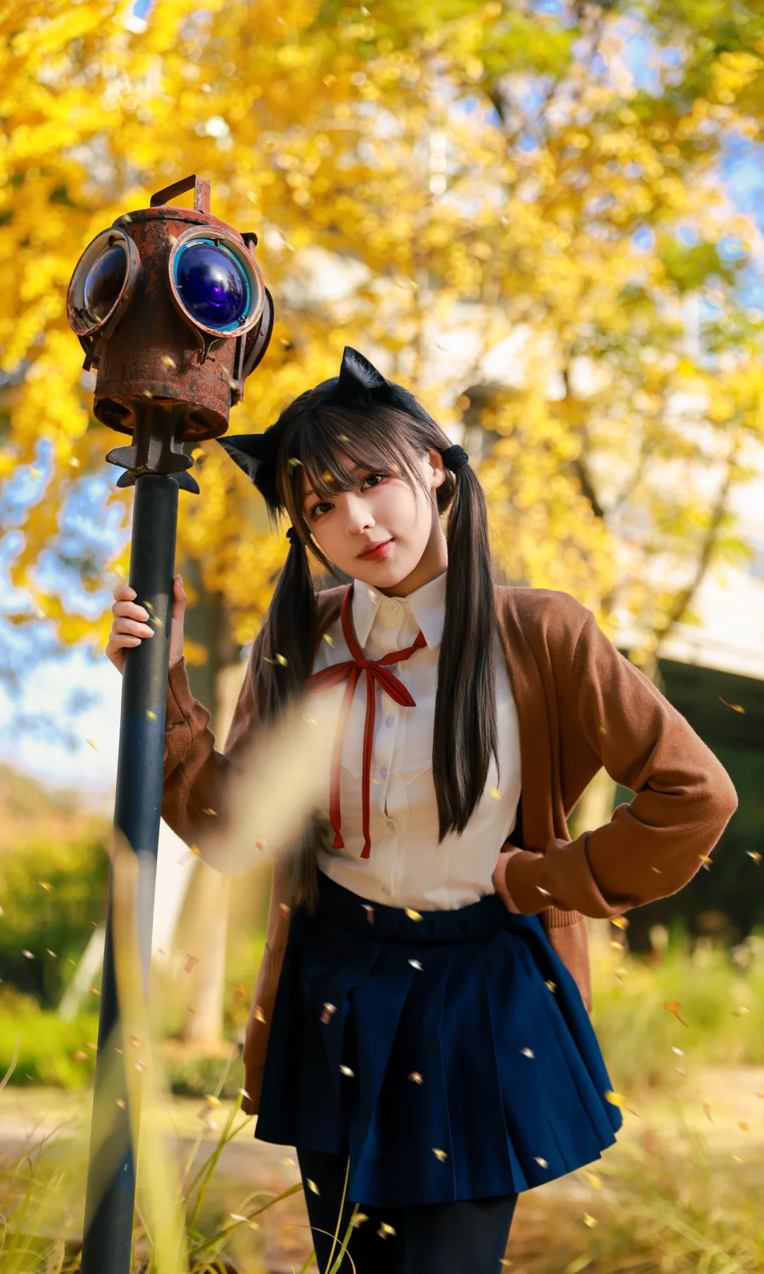 白塔公园银杏季｜JK黑丝怎么拍性感⁉️