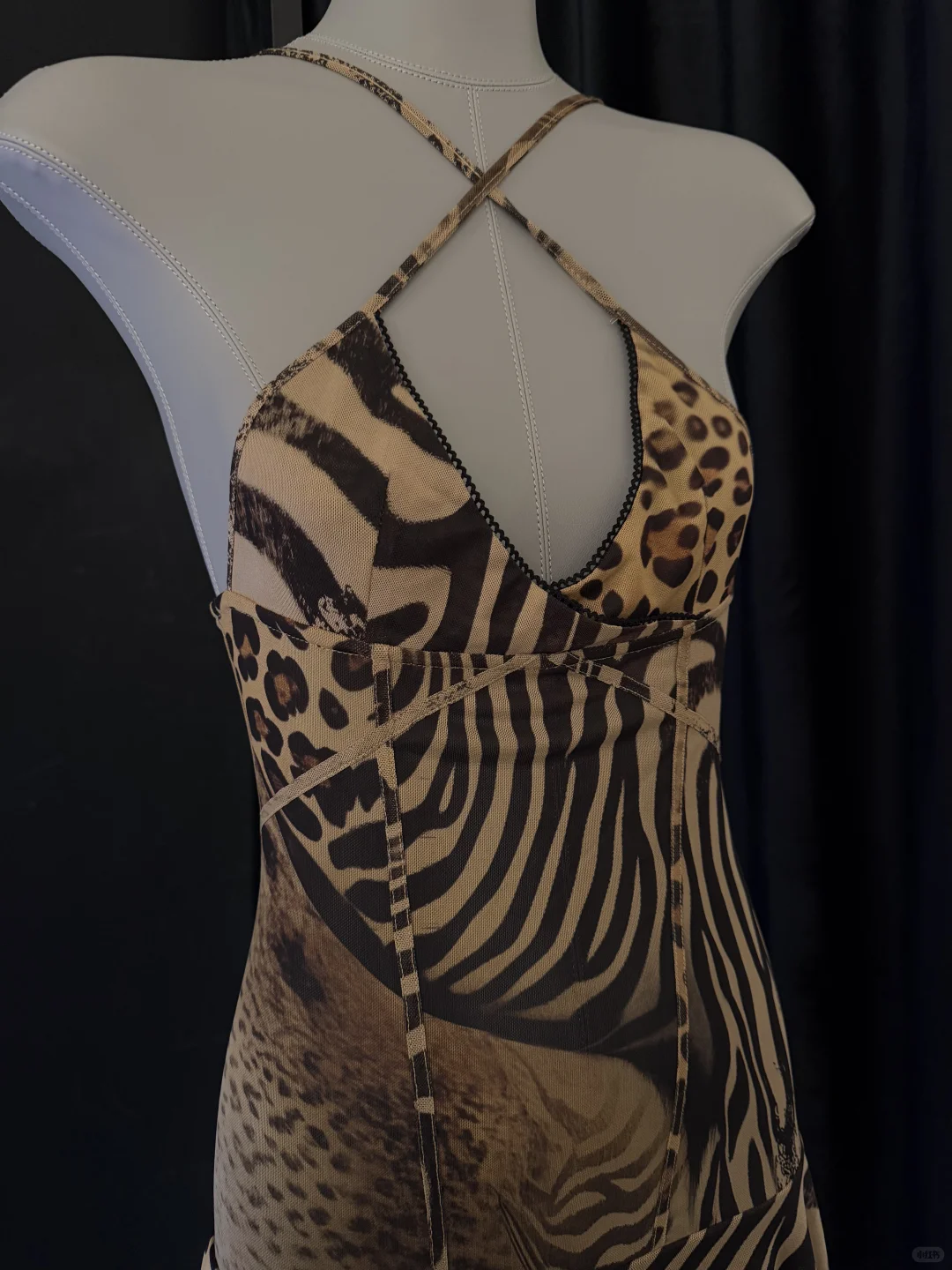 越南小众品牌｜豹纹拼接 辣妹吊带裙