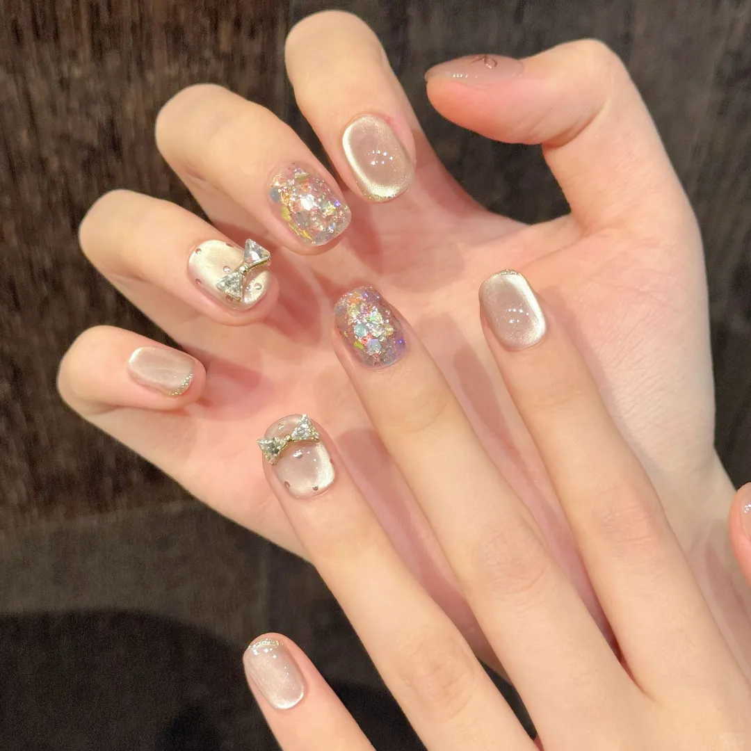 天菜纯欲小短甲