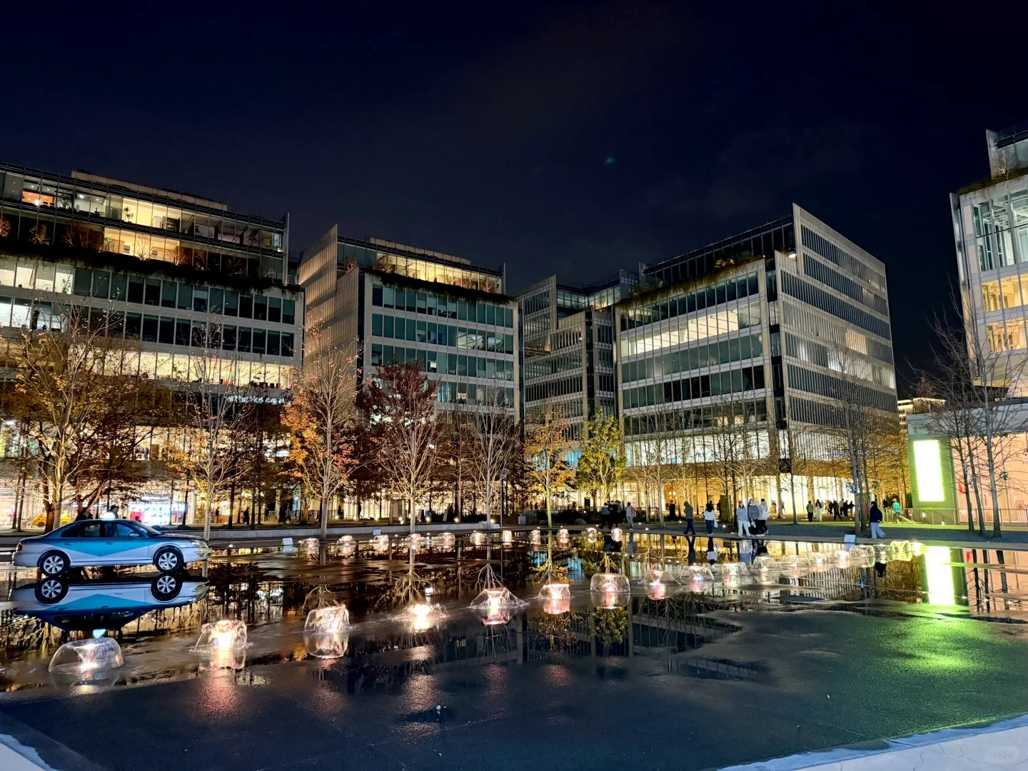 从山野江南到绮靡江南