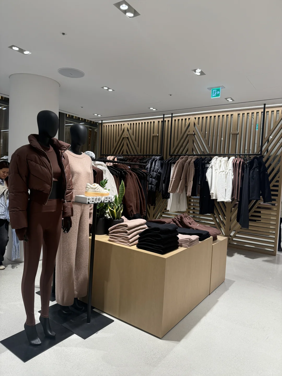 Alo 韩国首尔旗舰店 拼🙋‍♀️