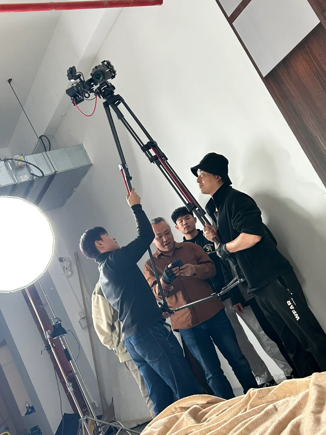 一位日入2k+的社畜模特（攒💰去上学版