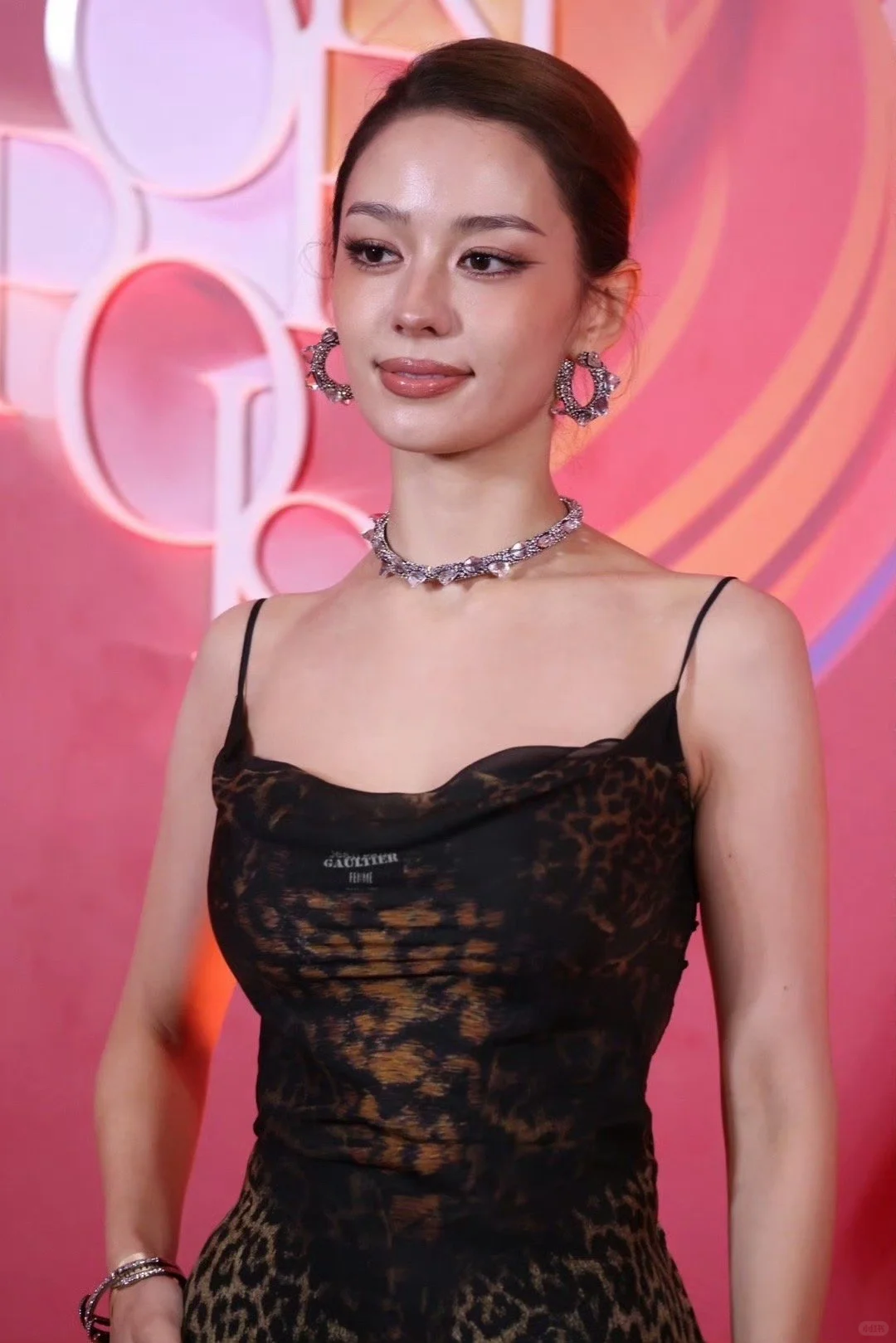 吉娜🖤妖娆身姿