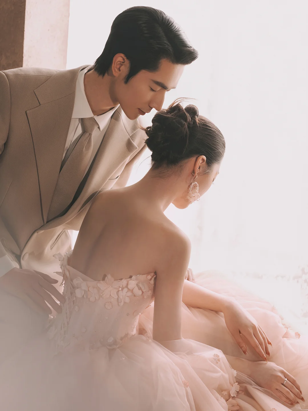 姐妹们！粉色婚纱照真的绝美！原地封神💥