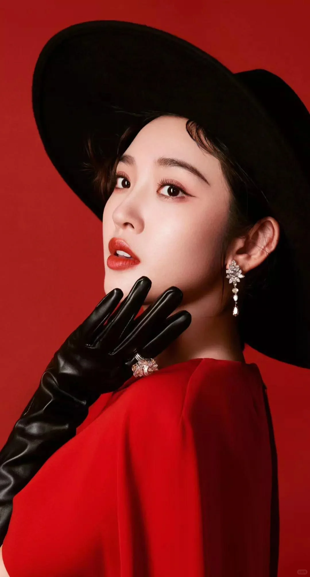 娇美艳阳的唐艺昕