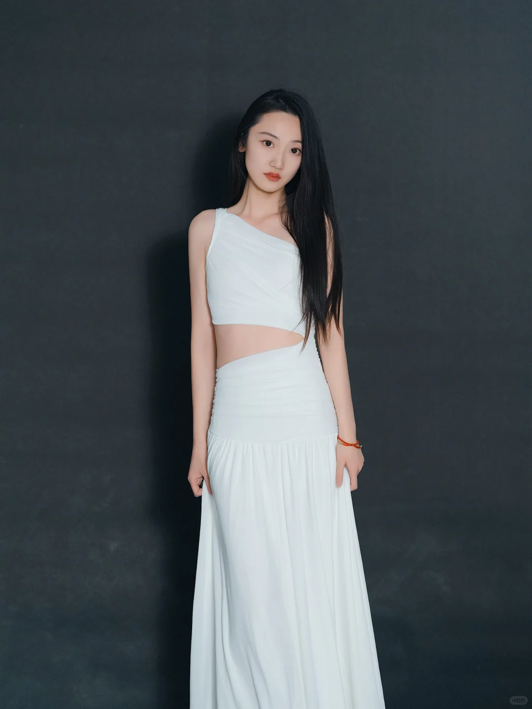 模特:小李 风格:冷艳