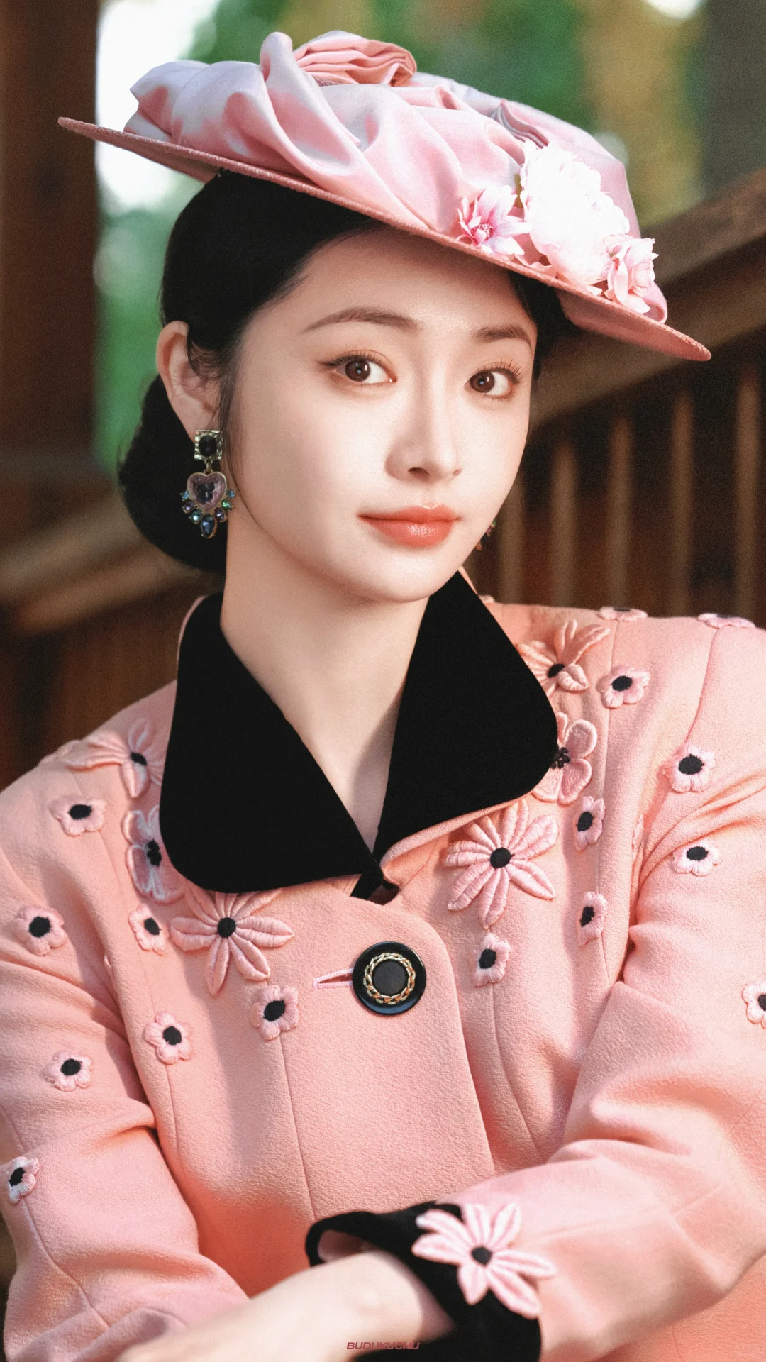 周洁琼壁纸 |𝒑𝒊𝒏𝒌🌷🎀