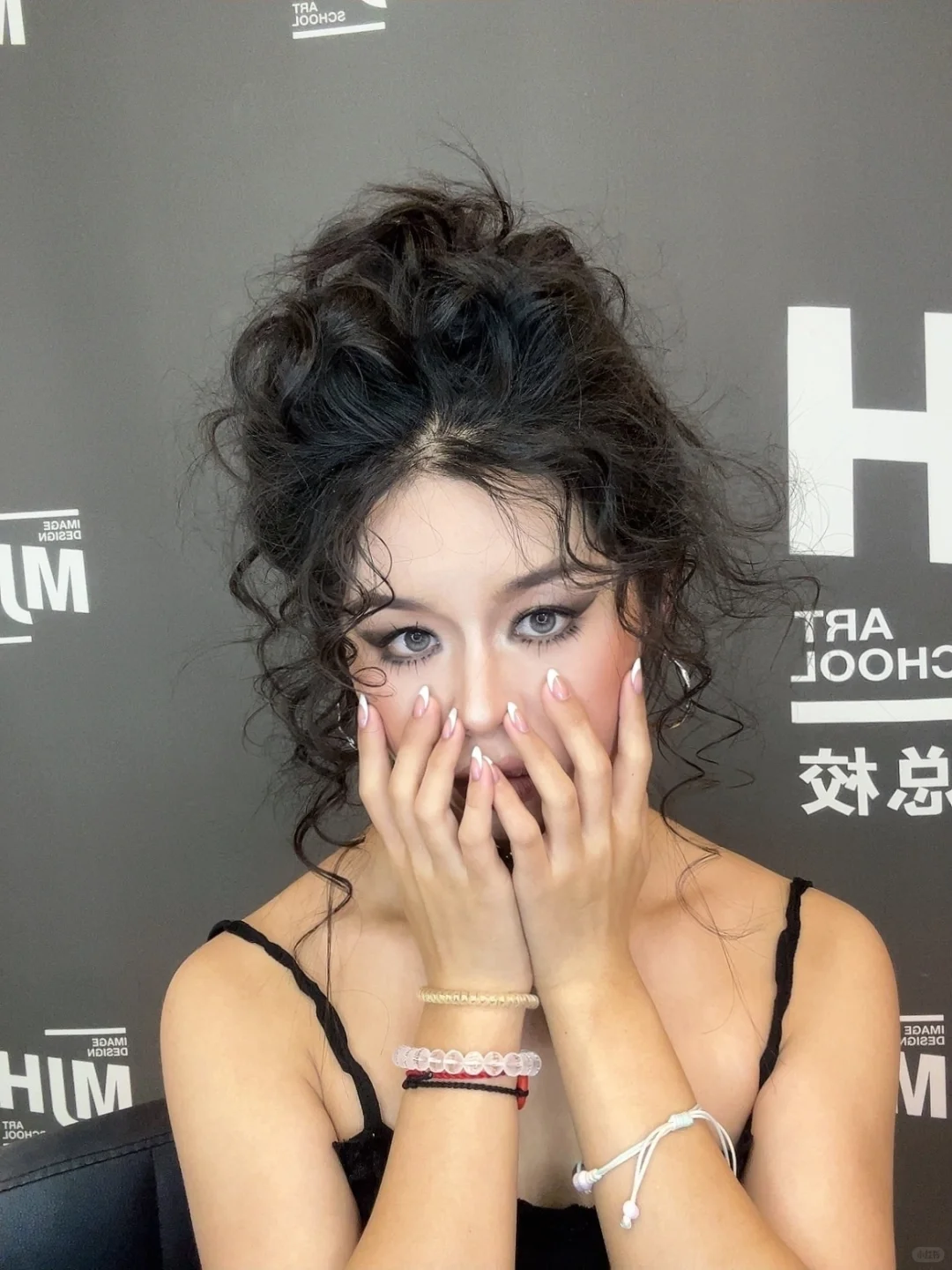 轻欧辣妹妆｜野到骨子里的氛围感