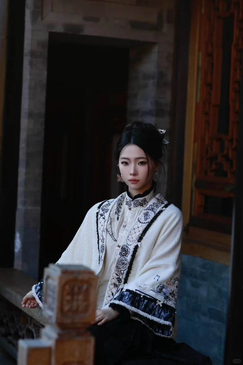 三亚素人模特约拍摄影师 性格外向好说话