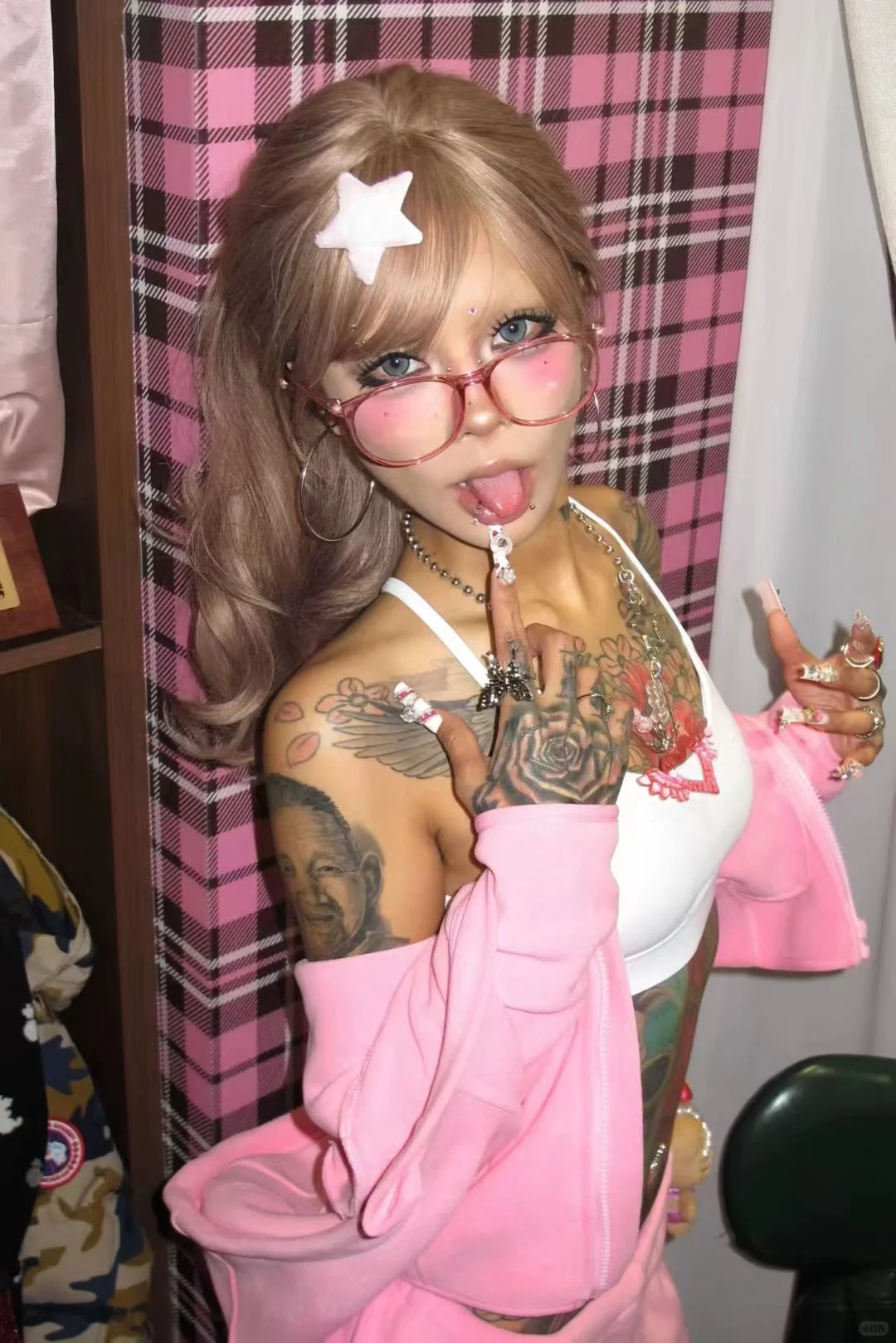 顾茜茜的辣妹穿搭