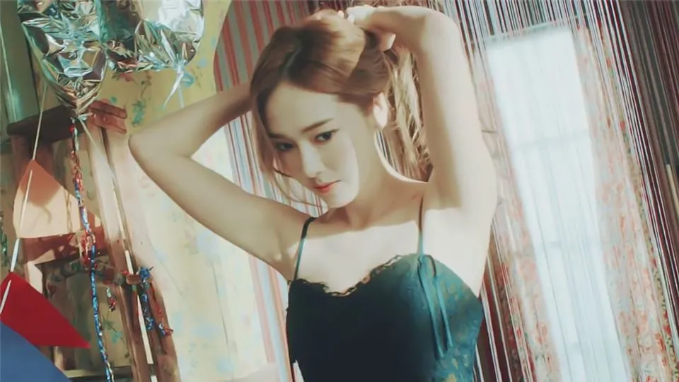 📱壁纸丨郑秀贤好爱这氛围感，好美啊啊啊