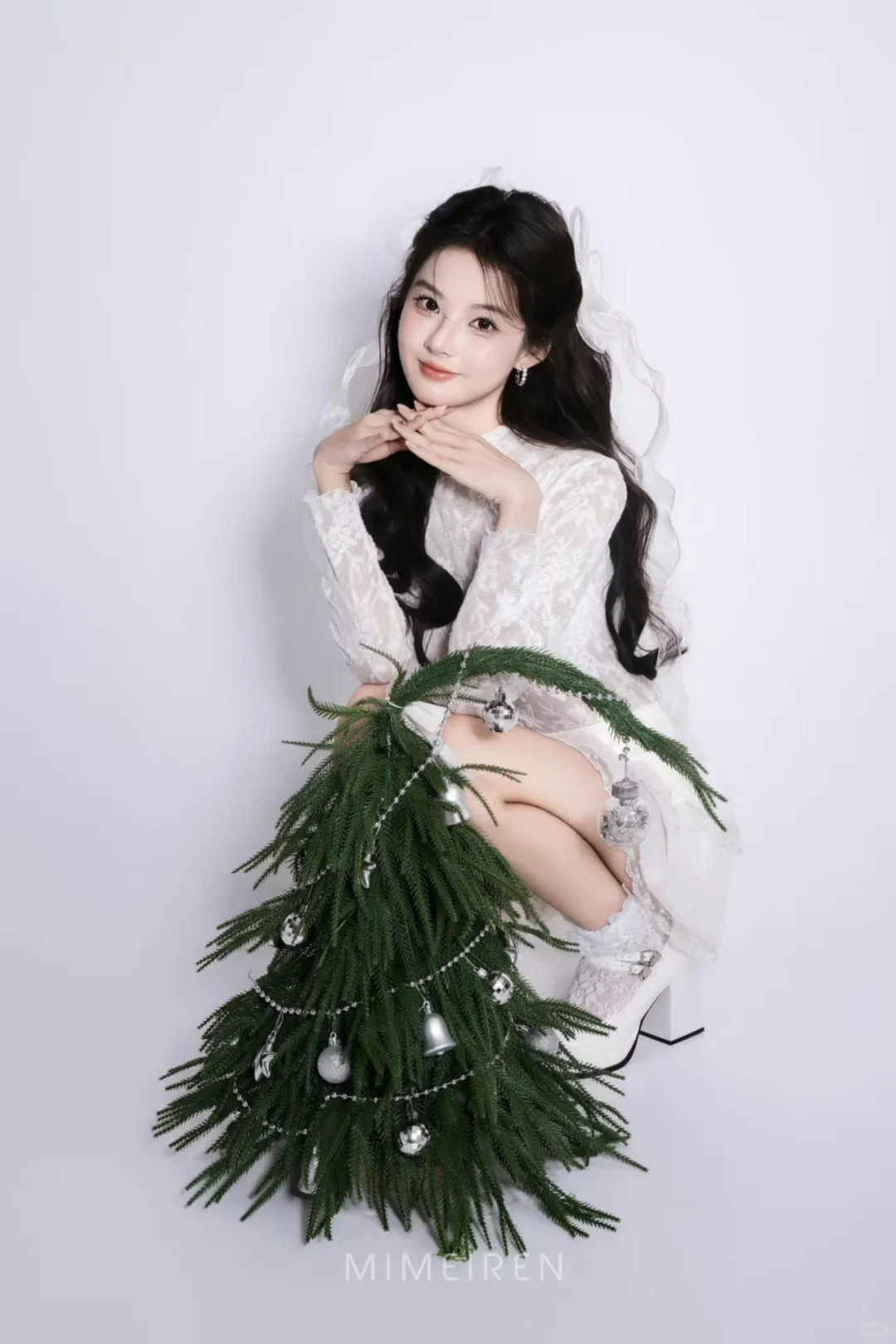 白墙圣诞树氛围感写真🎄