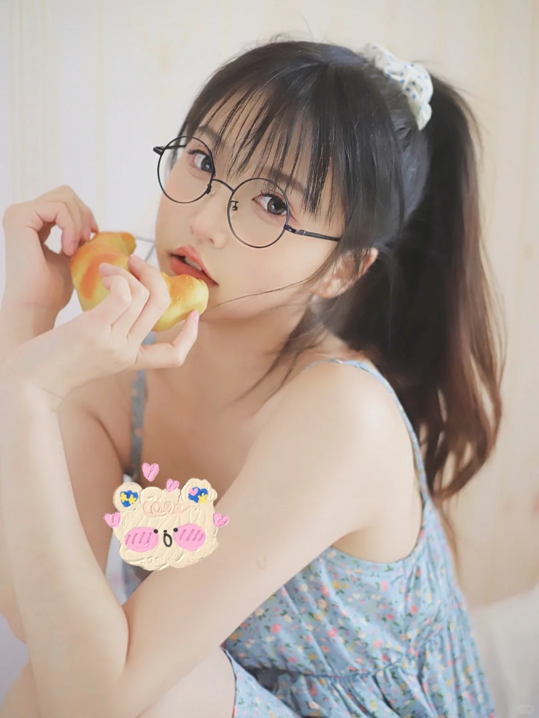 面包与少女｜日系居家纯欲写真