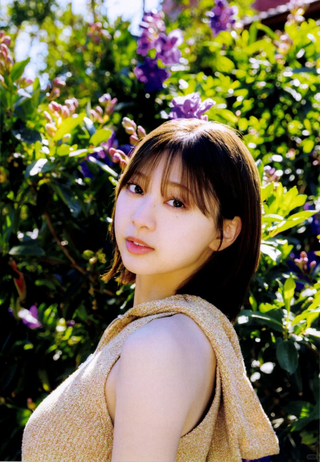 日向坂46富田鈴花1st写真集