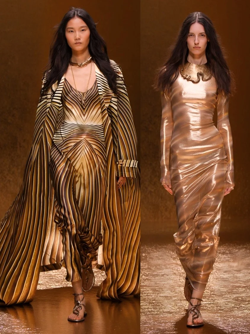 Roberto Cavalli 鎏金野玫瑰顶奢性感天花板