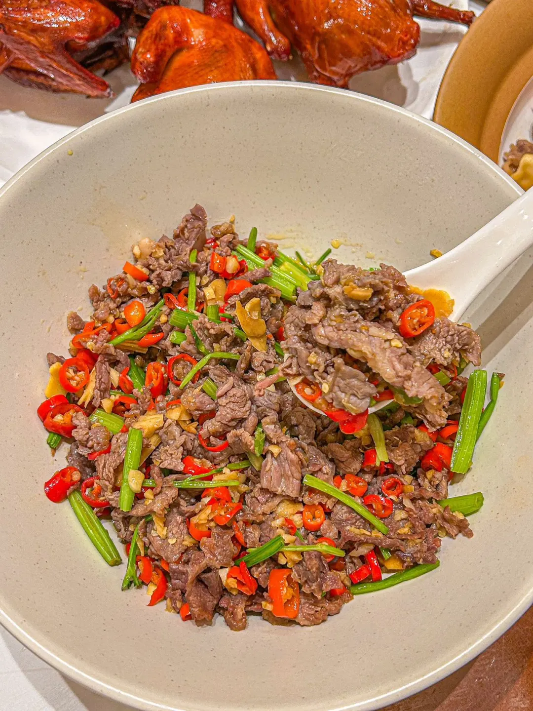 烟火气满满的怀旧餐厅！打卡好出片～