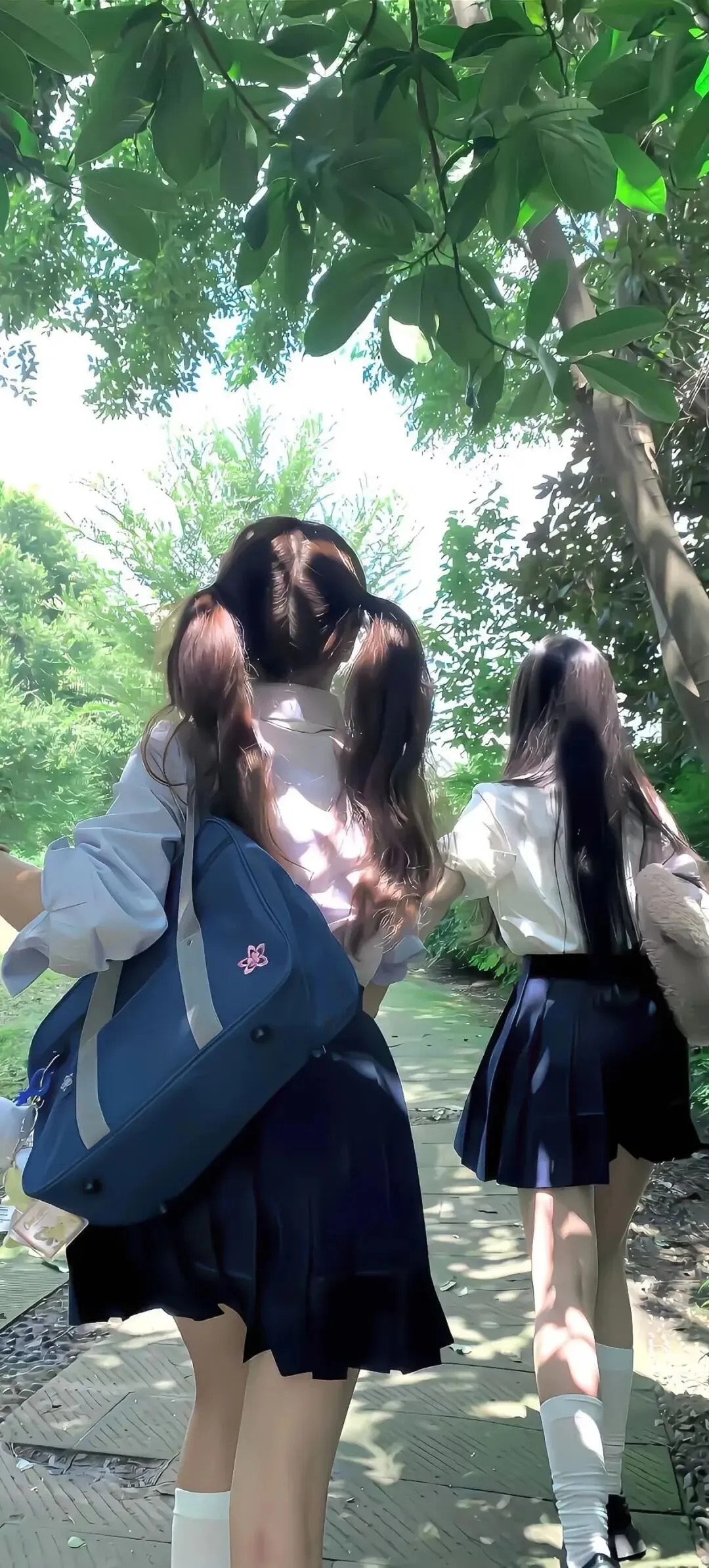 SHARE，18张JK美女高清壁纸合集