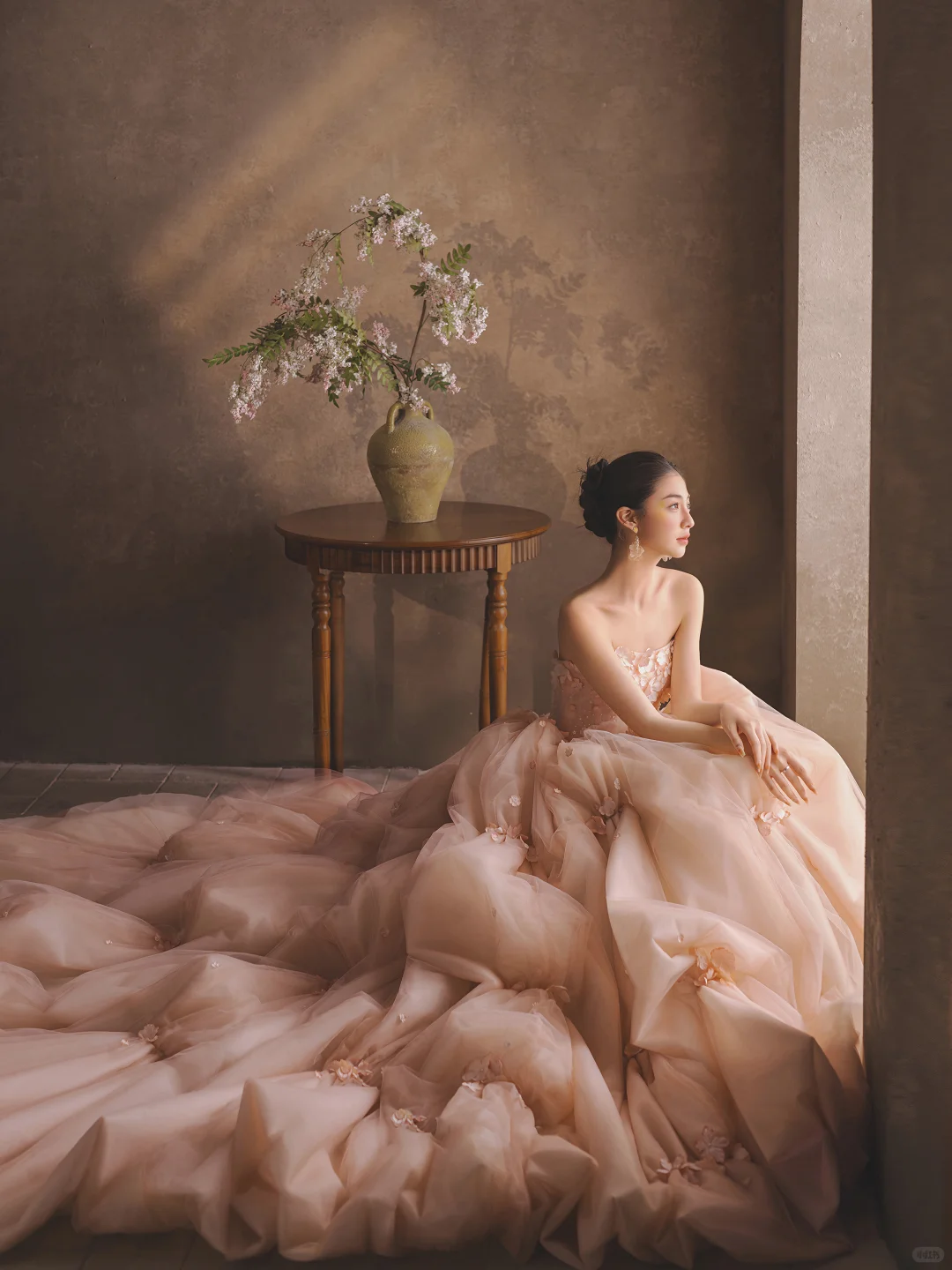 姐妹们！粉色婚纱照真的绝美！原地封神💥