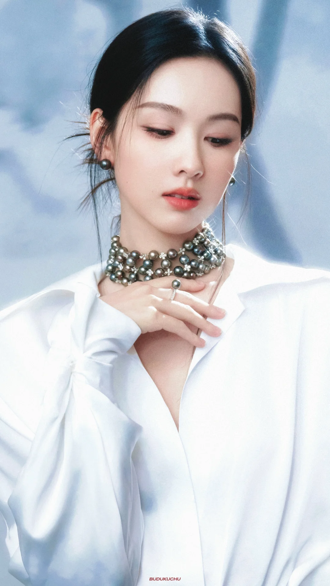 陈都灵壁纸| 💧 ❄️